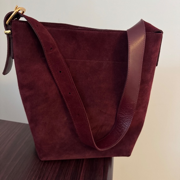 Madewell, Essential Medium Tote, Suede, Deep Merlot - Picture 2 of 7